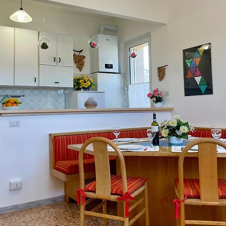 Il Nido Del Merlo Parcheggio E Giardino Verbania Exteriér fotografie
